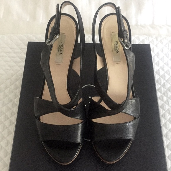Authentic*** Prada Strappy Leather Heels sz 38 - Picture 2 of 7